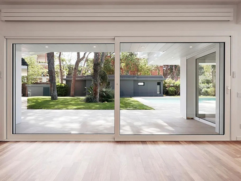 Exclusive Villa in Gavà Mar, Barcelona. Photo:  10