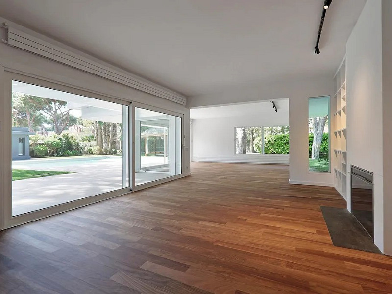 Exclusive Villa in Gavà Mar, Barcelona. Photo:  12