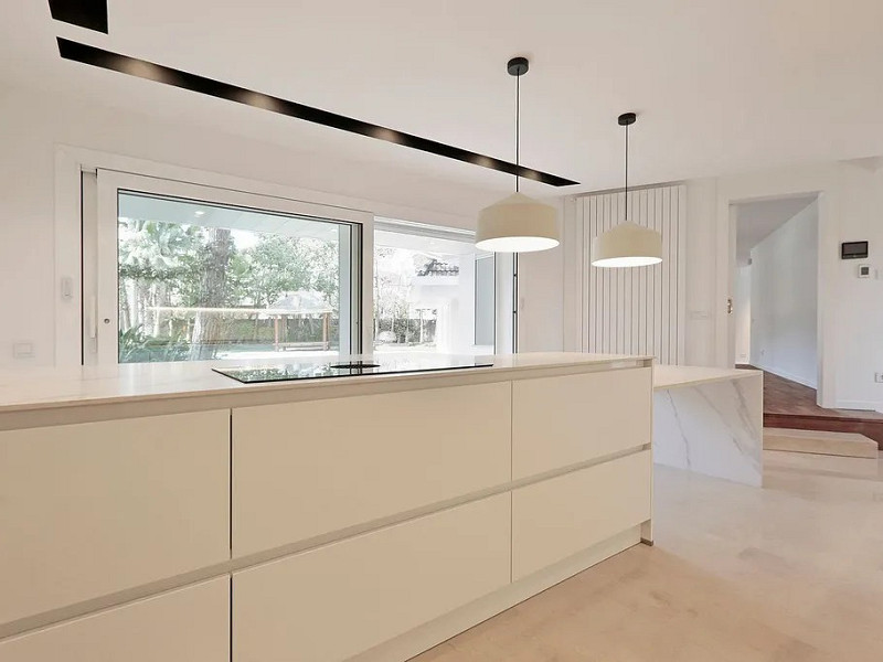 Exclusive Villa in Gavà Mar, Barcelona. Photo:  16
