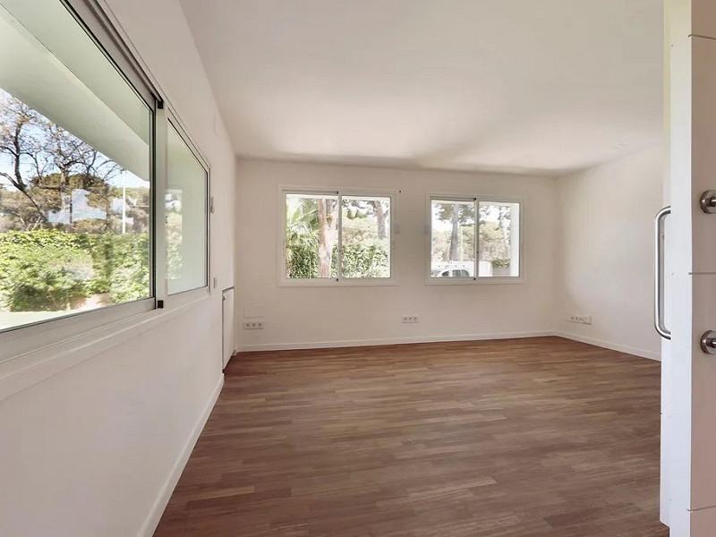 Exclusive Villa in Gavà Mar, Barcelona. Photo:  19