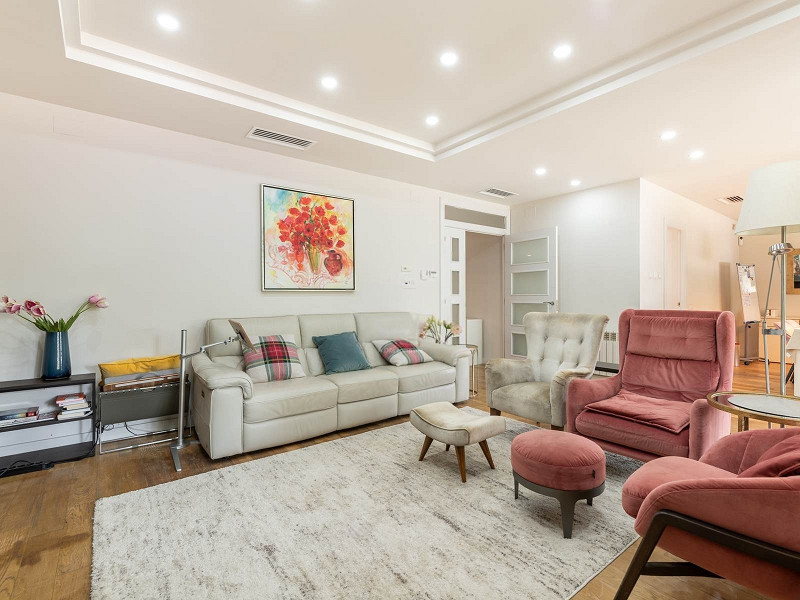 Magnificent High-End Villa in Gavà Mar. Photo:  2