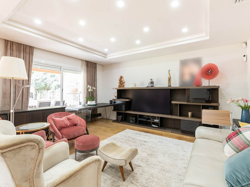 Magnificent High-End Villa in Gavà Mar. Photo:  3
