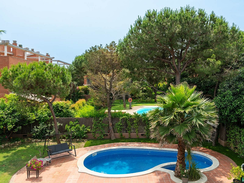 Magnificent High-End Villa in Gavà Mar. Photo:  19