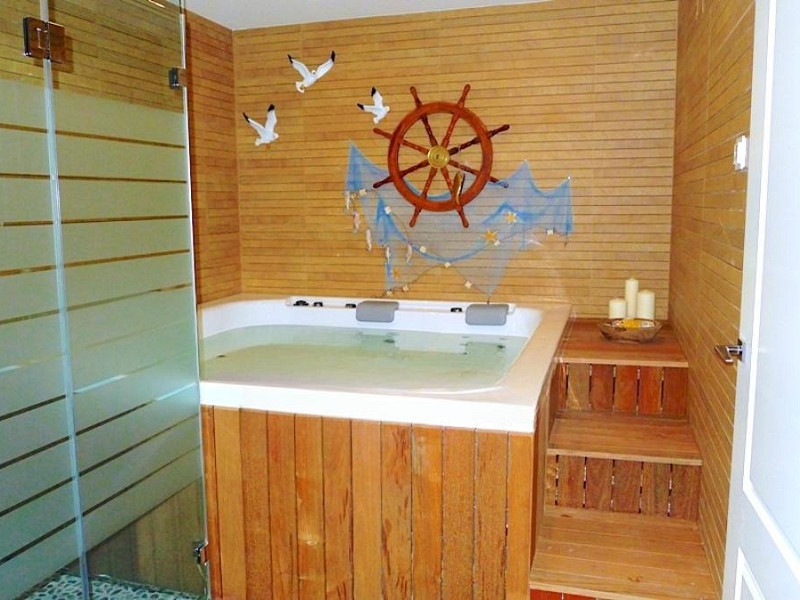 Современная дизайнерская вилла с видом на море в Калонже. Фото:  32