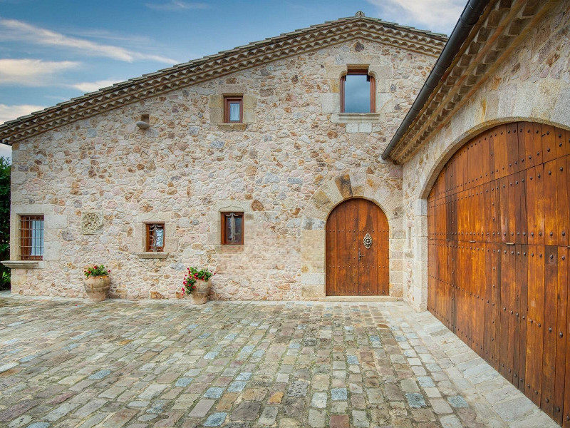 Luxury Villa with Panoramic Sea Views in Les Bateries, S’Agaró. Photo:  4