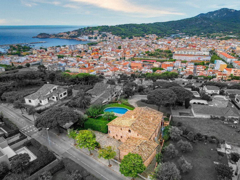 Luxury Villa with Panoramic Sea Views in Les Bateries, S’Agaró. Photo:  36