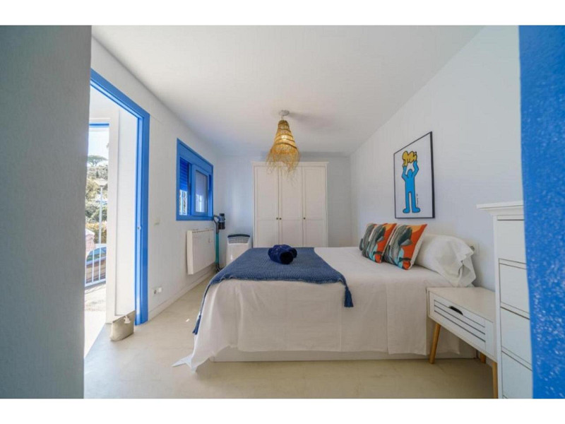 Charming House with Sea Views Just 5 Minutes from Canyelles Beach. Photo:  4