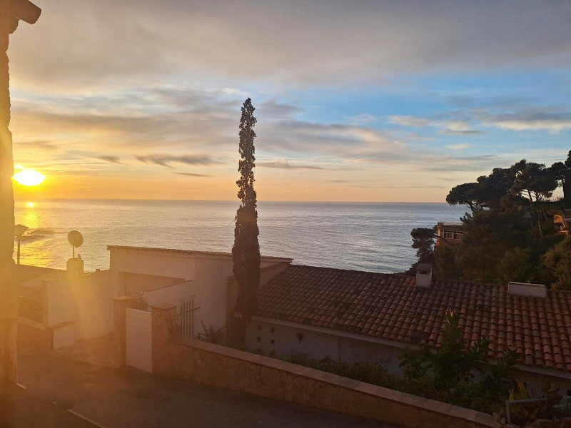 Charming House with Sea Views Just 5 Minutes from Canyelles Beach. Photo:  14