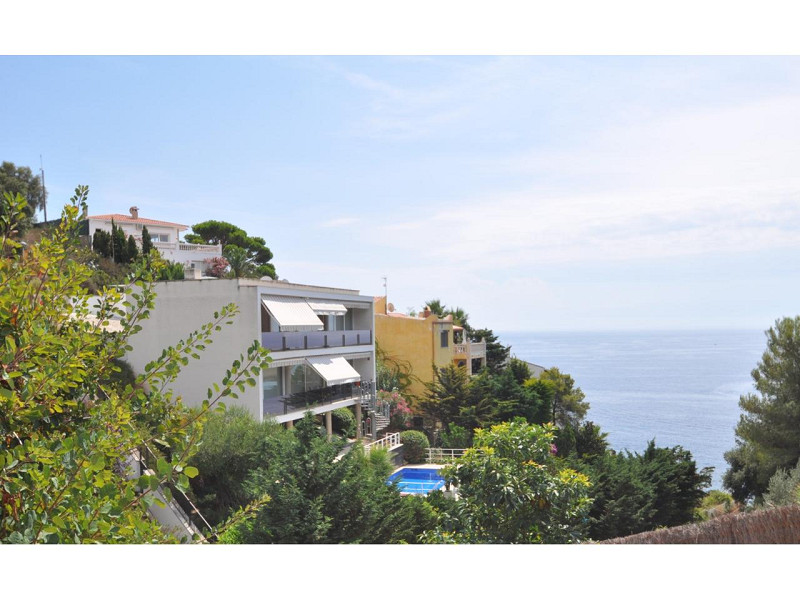 Exclusive Furnished House with Pool and Sea Views in La Tortuga, Lloret de Mar