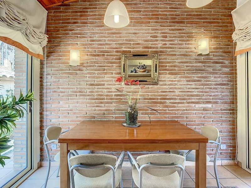 Acogedora casa de estilo mediterráneo en Sant Pol de Mar, Barcelona. Foto:  15