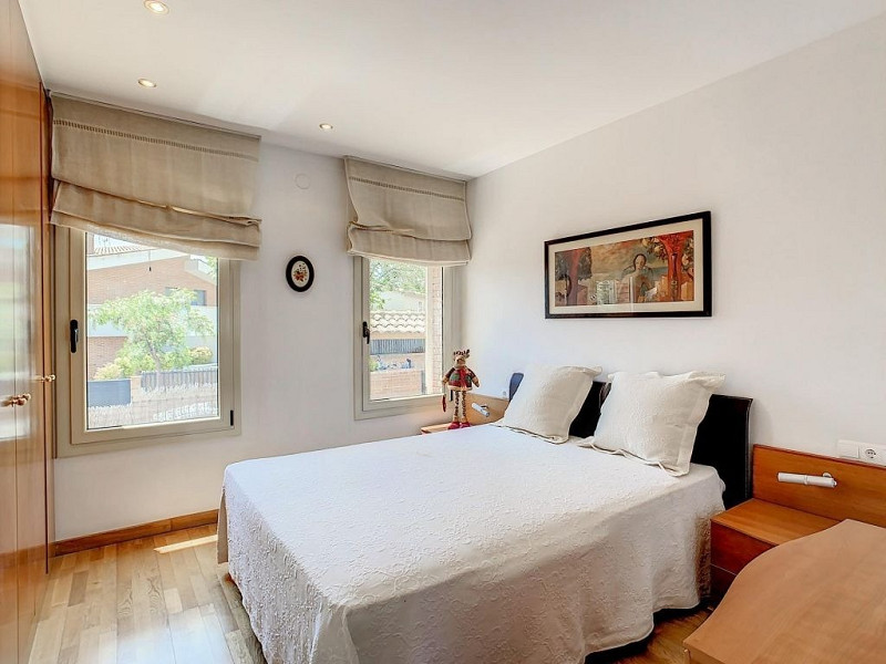 Acogedora casa de estilo mediterráneo en Sant Pol de Mar, Barcelona. Foto:  33