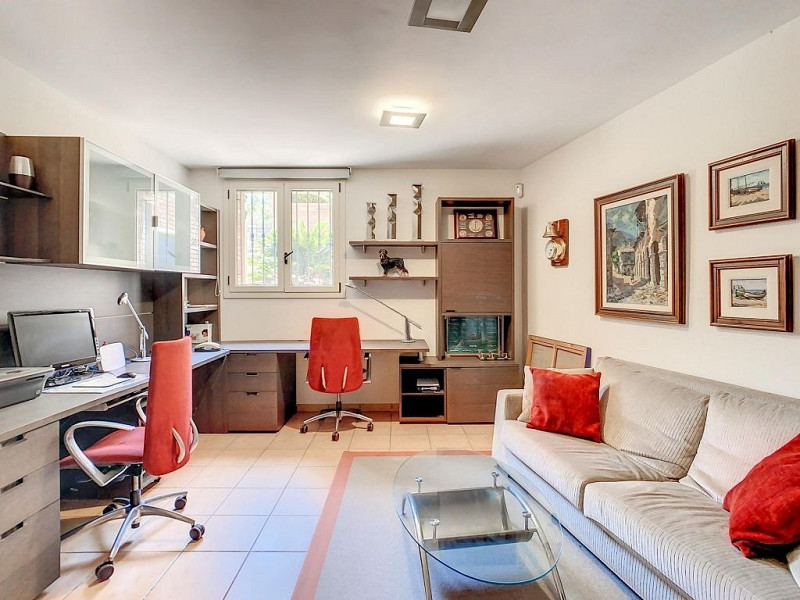 Acogedora casa de estilo mediterráneo en Sant Pol de Mar, Barcelona. Foto:  39