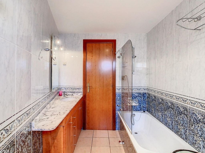 Acogedora casa de estilo mediterráneo en Sant Pol de Mar, Barcelona. Foto:  41