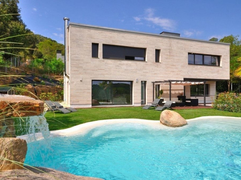 Exclusiva villa de lujo junto al campo de golf en Vallromanes, Barcelona