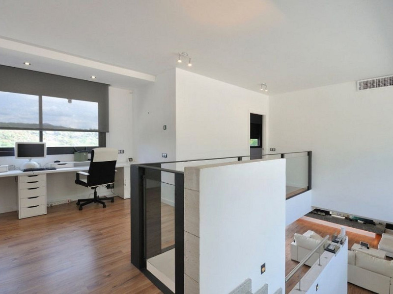 Exclusiva villa de lujo junto al campo de golf en Vallromanes, Barcelona. Foto:  13