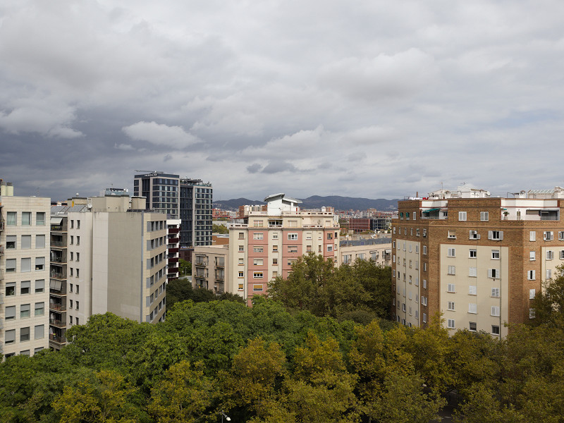 Elegant Top-Floor Apartment in Diagonal Mar, Barcelona. Photo:  32