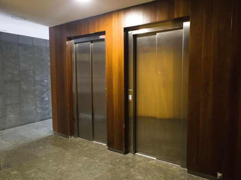 Elegant Top-Floor Apartment in Diagonal Mar, Barcelona. Photo:  38