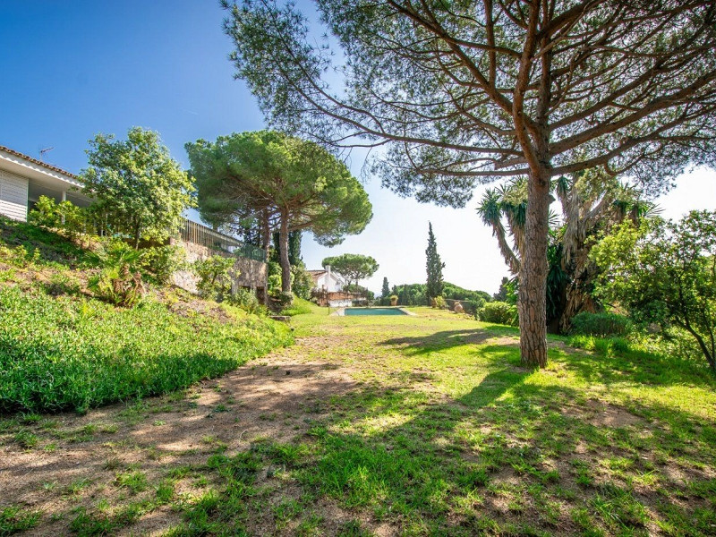 Exclusive Sea-View Villa in Llavaneras. Photo:  23