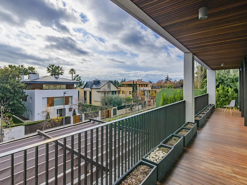 Luxury Apartment in the Prestigious Pedralbes District, Barcelona. Photo:  2