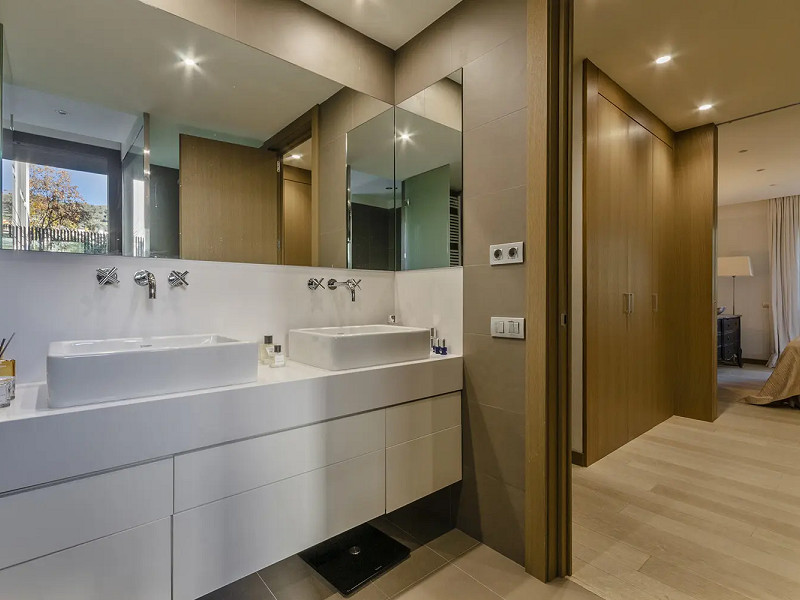 Luxury Apartment in the Prestigious Pedralbes District, Barcelona. Photo:  21