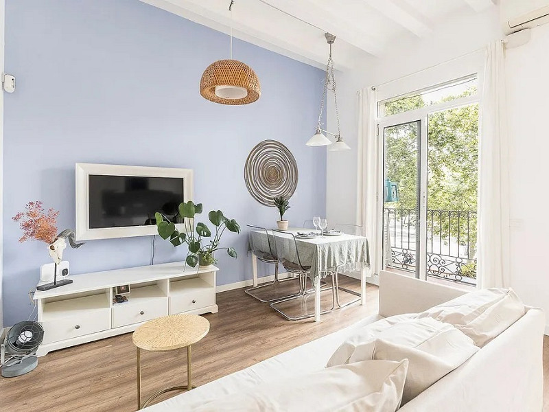 Renovated Apartment Near Barcelona Port