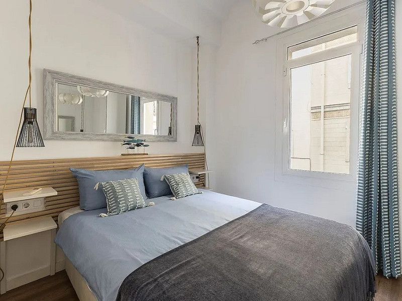 Renovated Apartment Near Barcelona Port. Photo:  13