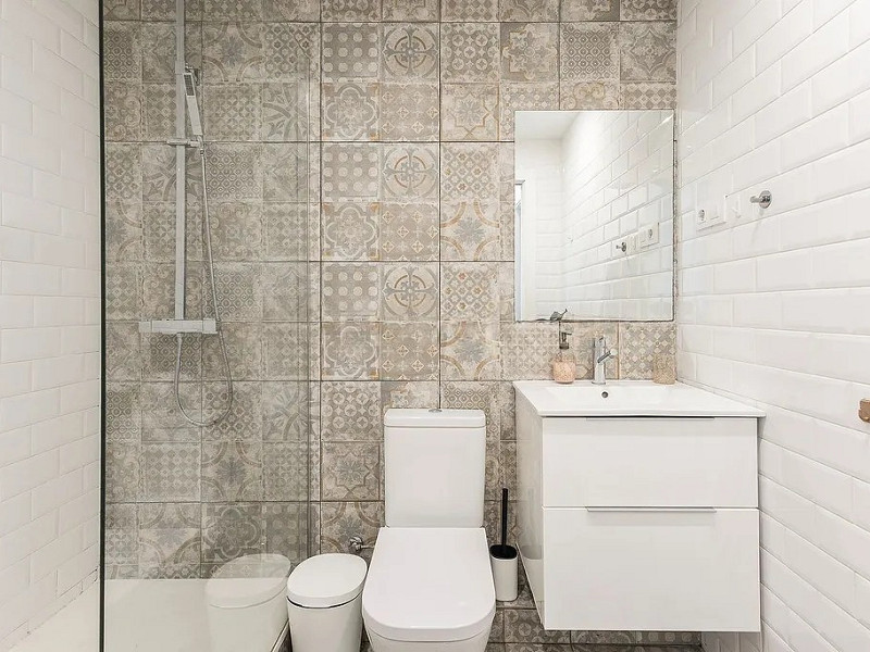 Renovated Apartment Near Barcelona Port. Photo:  18