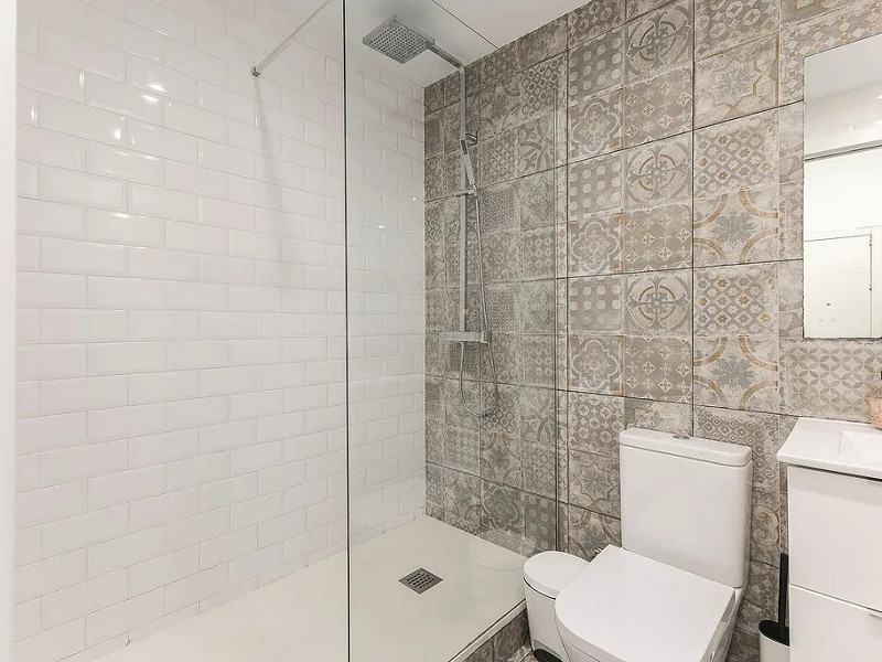 Renovated Apartment Near Barcelona Port. Photo:  19