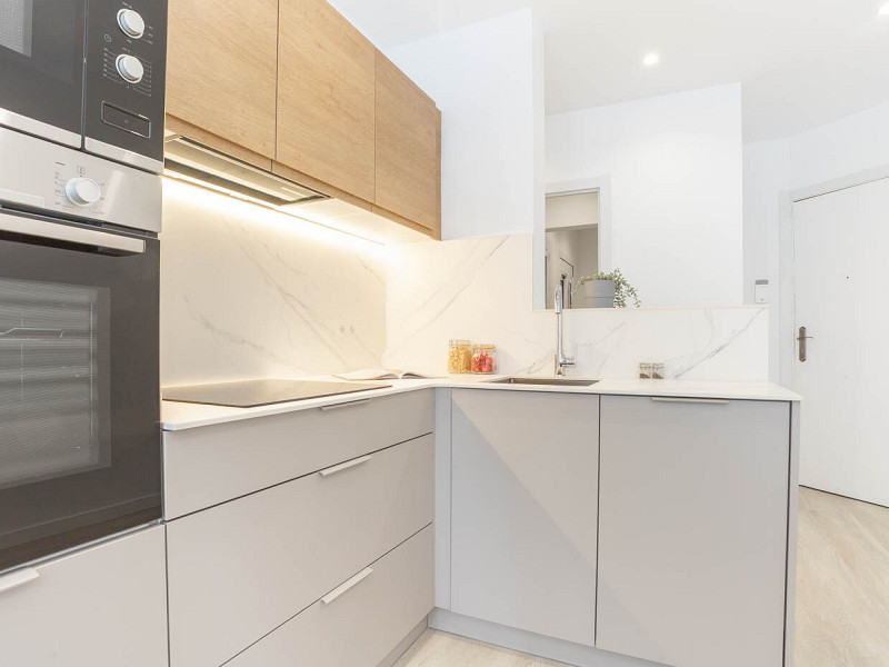 Brand-New Modern and Functional Flat Near Avinguda Paral·lel, Barcelona. Photo:  10