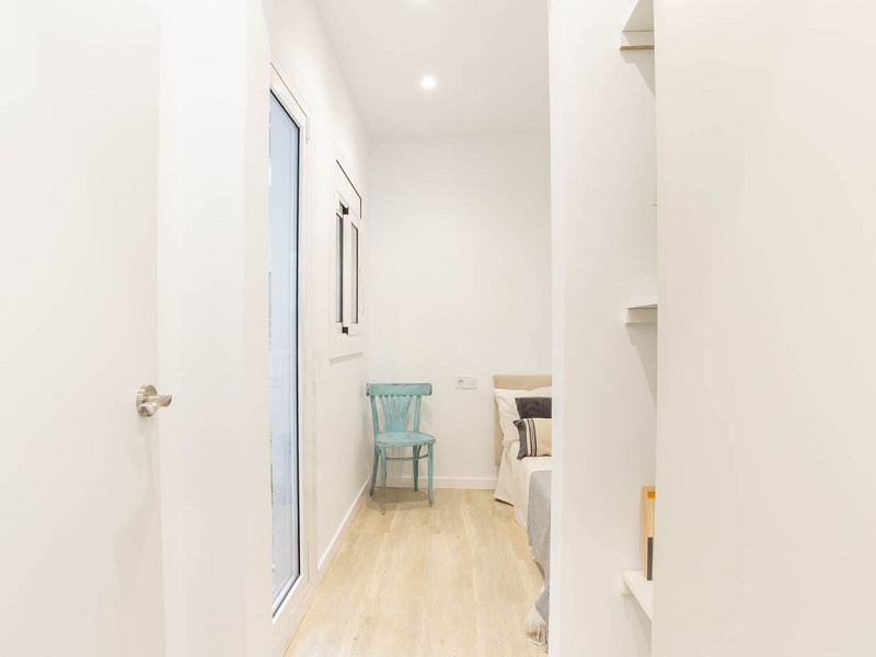 Brand-New Modern and Functional Flat Near Avinguda Paral·lel, Barcelona. Photo:  18