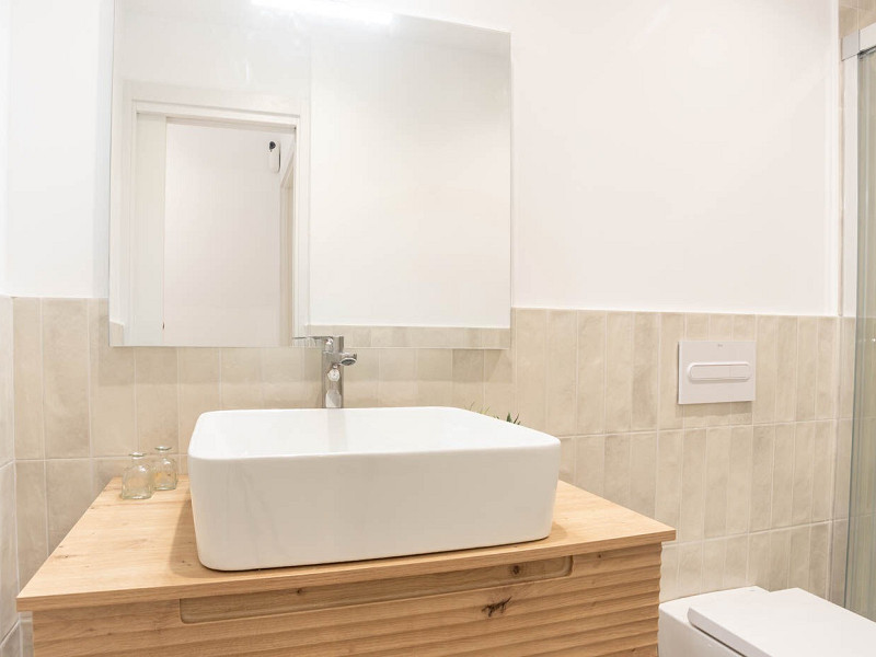 Brand-New Modern and Functional Flat Near Avinguda Paral·lel, Barcelona. Photo:  21