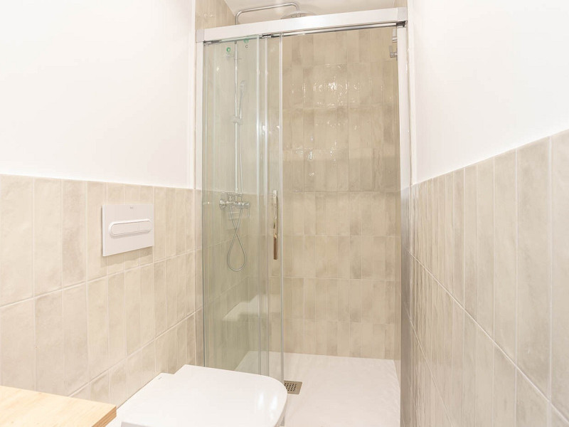 Brand-New Modern and Functional Flat Near Avinguda Paral·lel, Barcelona. Photo:  23