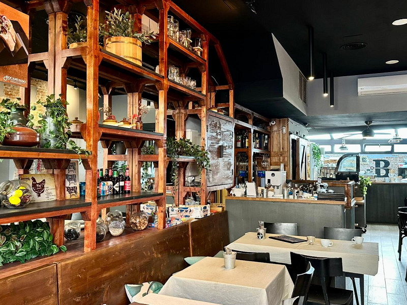 Turnkey Business for Sale — Restaurant in the Center of Sant Cugat del Valles. Photo:  2