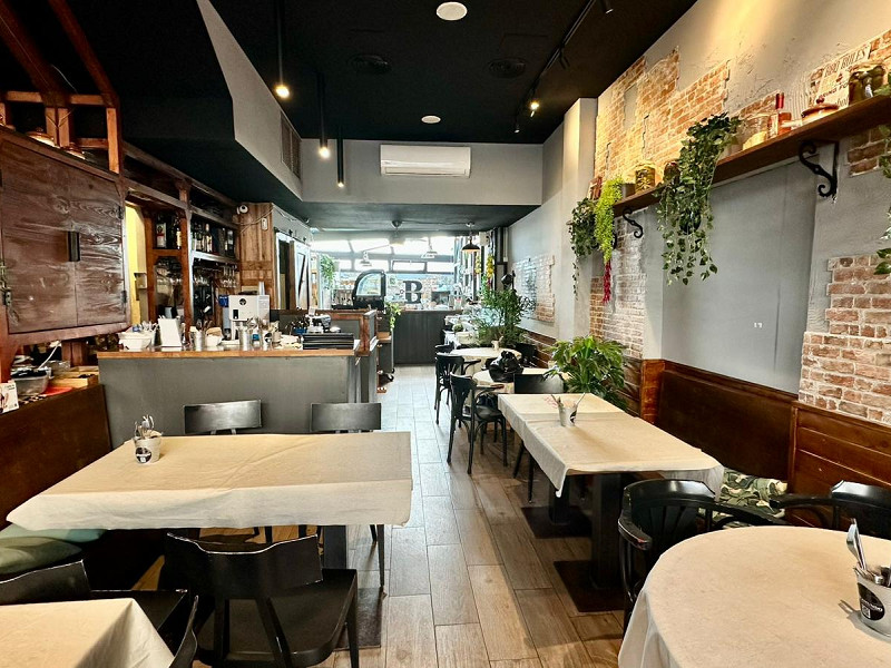 Turnkey Business for Sale — Restaurant in the Center of Sant Cugat del Valles. Photo:  3