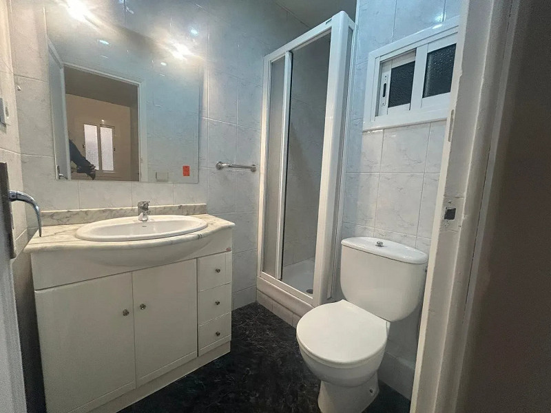 Apartment for Sale in Sant Antoni, Barcelona. Photo:  14