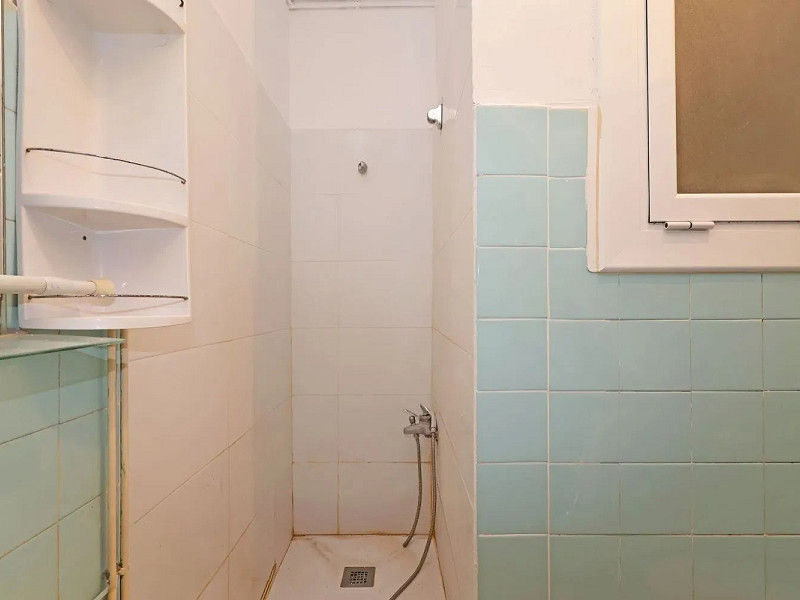 Светлая квартира с характером в сердце района Побле-Сек, Барселона. Фото:  31