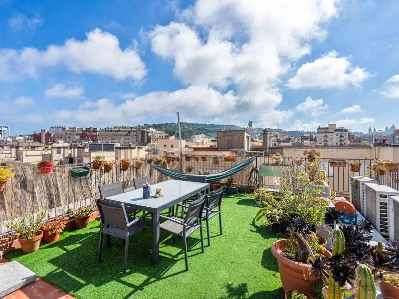 Квартира с частной террасой в сердце района Раваль, Барселона. Фото:  2