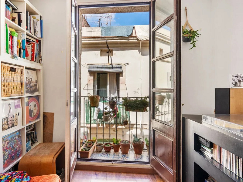 Квартира с частной террасой в сердце района Раваль, Барселона. Фото:  6