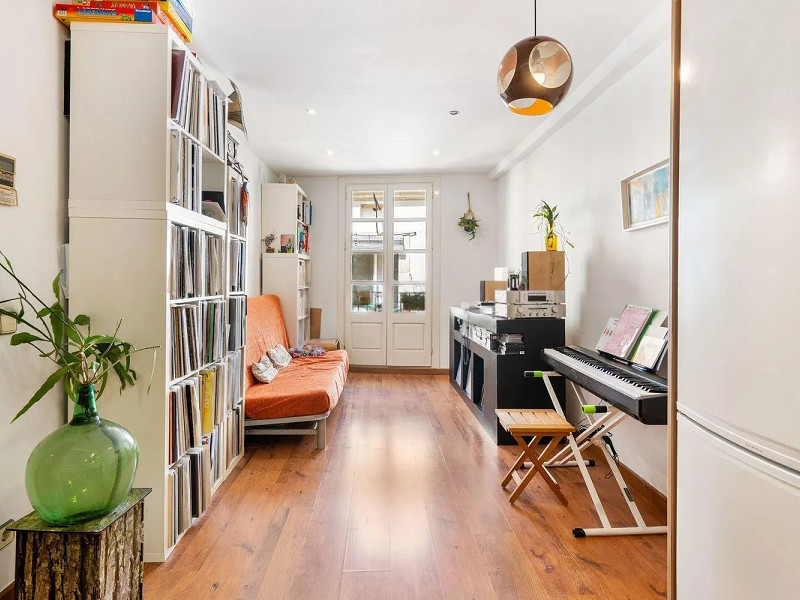 Квартира с частной террасой в сердце района Раваль, Барселона. Фото:  9