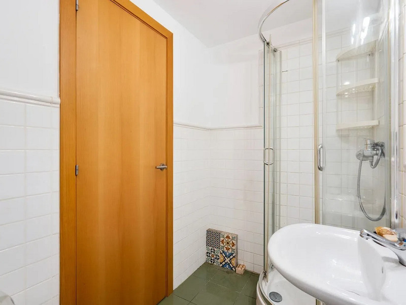 Квартира с частной террасой в сердце района Раваль, Барселона. Фото:  25