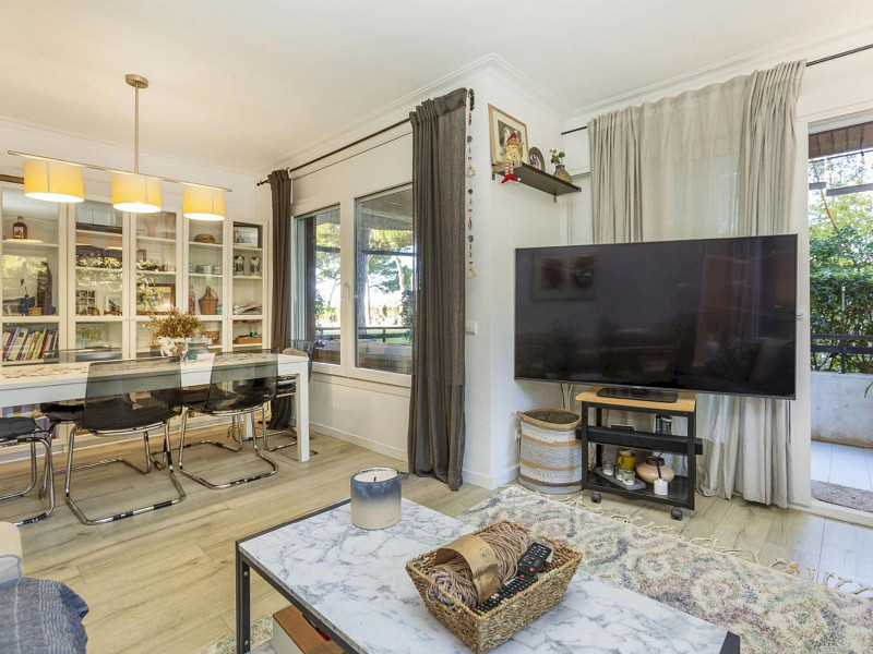 Refurbished Apartment with Terrace and Tourist License in Llafranc, Costa Brava. Photo:  6