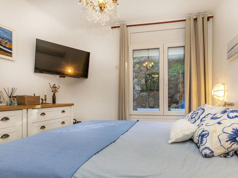 Refurbished Apartment with Terrace and Tourist License in Llafranc, Costa Brava. Photo:  14