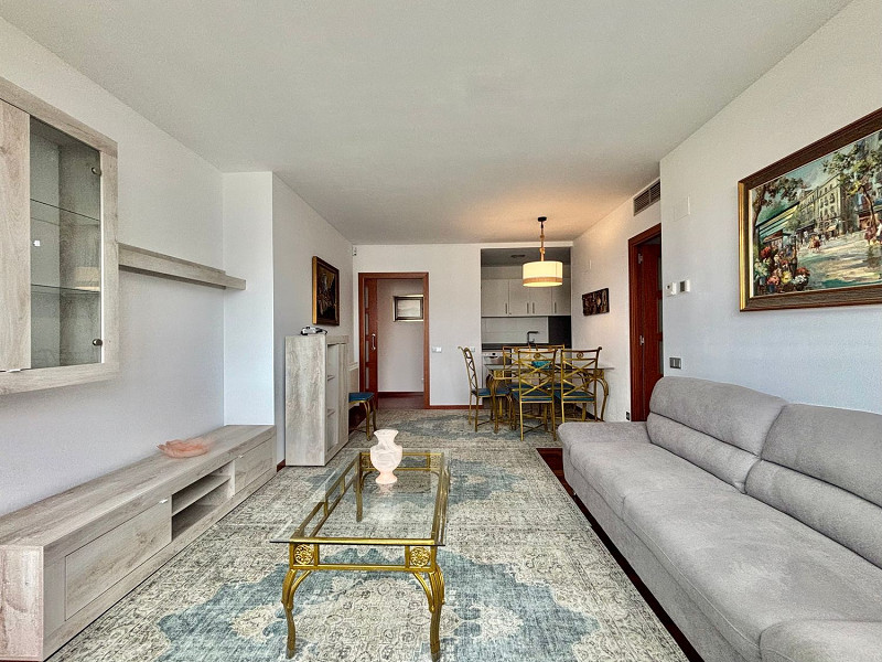 Elegant Top-Floor Apartment in Diagonal Mar, Barcelona. Photo:  4