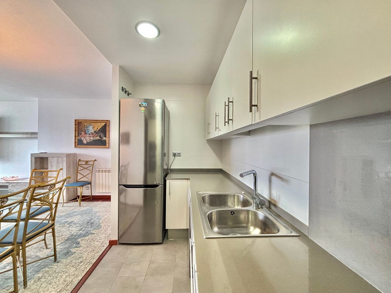 Elegant Top-Floor Apartment in Diagonal Mar, Barcelona. Photo:  12