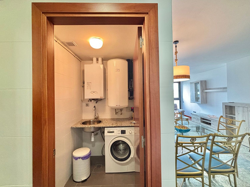 Elegant Top-Floor Apartment in Diagonal Mar, Barcelona. Photo:  13