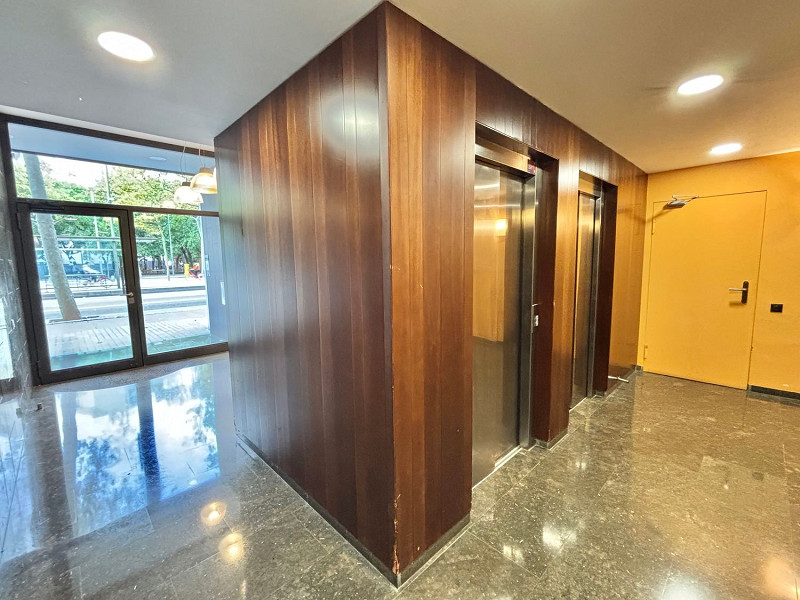 Elegant Top-Floor Apartment in Diagonal Mar, Barcelona. Photo:  29