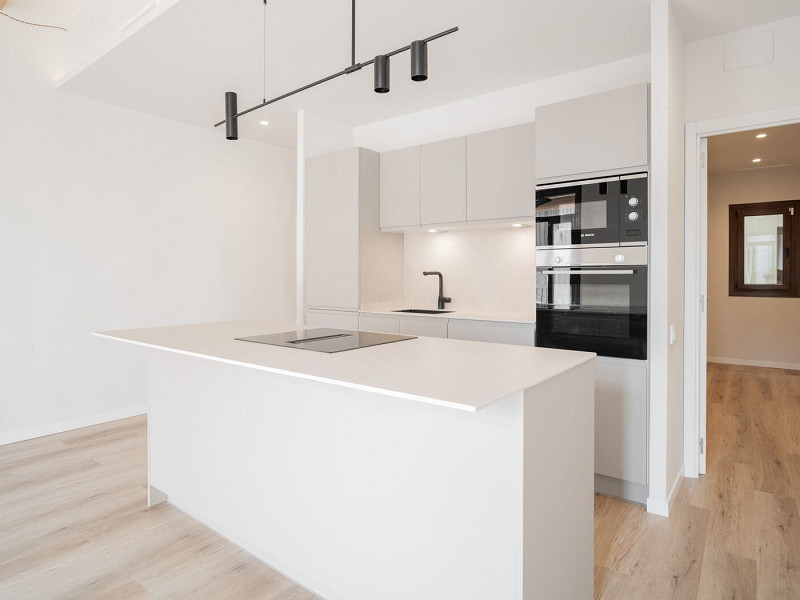 Современная студия с террасой в центре Барселоны. Фото:  4