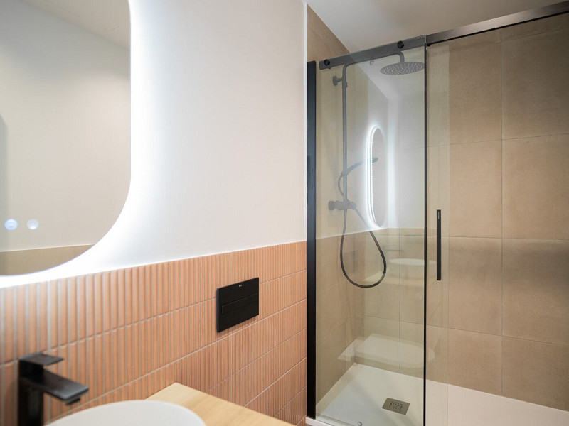 Современная студия с террасой в центре Барселоны. Фото:  8