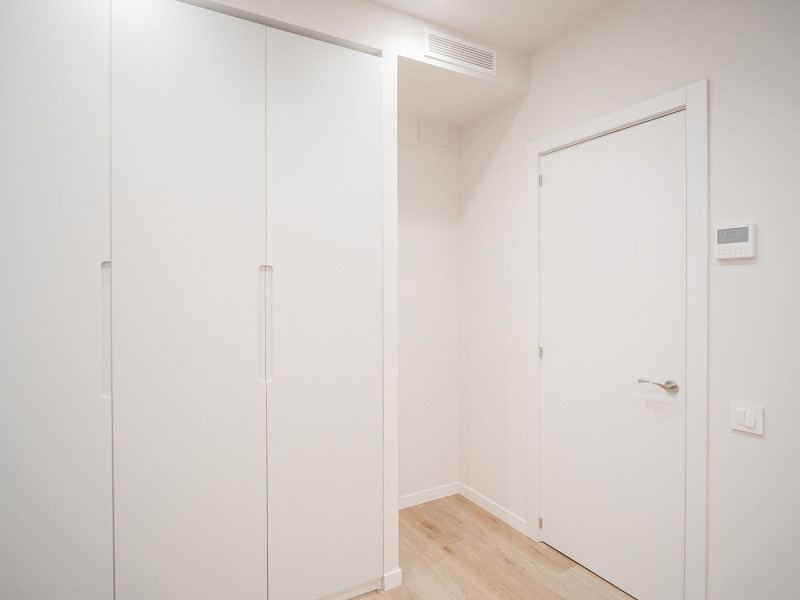 Современная студия с террасой в центре Барселоны. Фото:  25