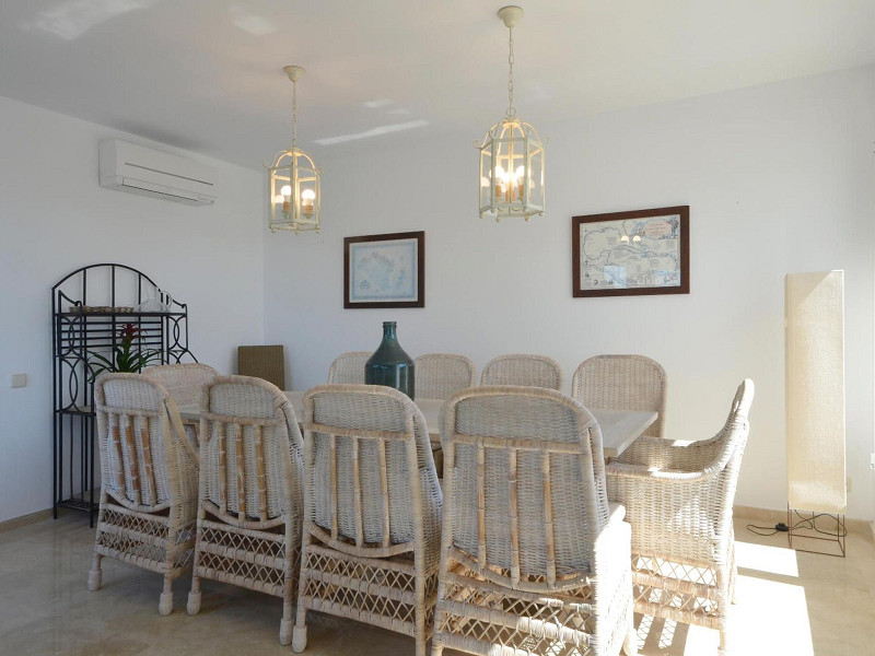 Роскошная смежная вилла с панорамными видами на море в Aiguablava, Бегур, Коста-Брава. Фото:  13